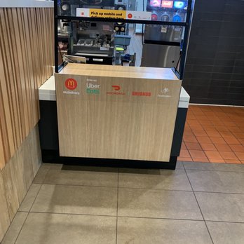 McDonald's - Clean kitchen - Burgers Near Me - West St. Paul, Minnesota