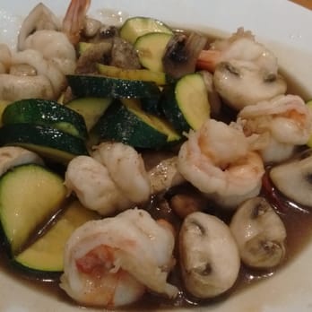 Thai House Restaurant - Buab Pad Goong - Tiger Shrimp, White Mushroom with Garlic Sauce - Thai Near Me - Gaithersburg, Maryland Thai House Restaurant - Buab Pad Goong - Tiger Shrimp, White Mushroom with Garlic Sauce - Thai Near Me - Gaithersburg, Maryland