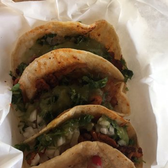 Taco Time with Don Carlos - Carnitas tacos - Food Trucks Near Me - Canal Winchester, Ohio Taco Time with Don Carlos - Carnitas tacos - Food Trucks Near Me - Canal Winchester, Ohio