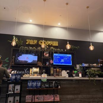 787 Coffee - Interior - Coffee Roasteries Near Me - New York, New York 787 Coffee - Interior - Coffee Roasteries Near Me - New York, New York