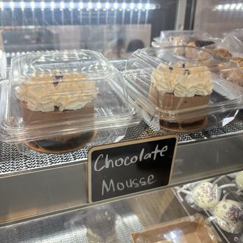 Cake It Easy - Bakeries Near Me - New Westminster, British Columbia