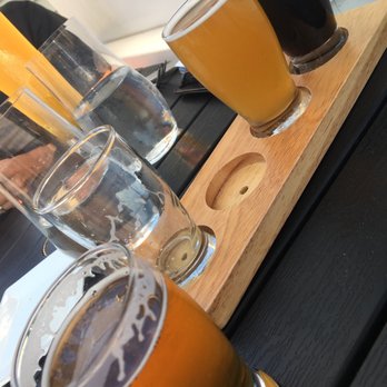 Ideal Tavern - Beer flight including an IPA from Nebraska - New American Near Me - Southington, Connecticut