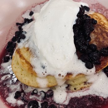Beautiful Day - Huckleberry Hotcakes - Breakfast & Brunch Near Me - La Quinta, California