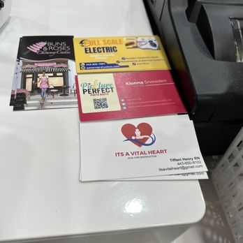 Buns & Roses Chimney Cakes - Business cards for It's Vital Heart - Ice Cream & Frozen Yogurt Near Me - Baltimore, Maryland