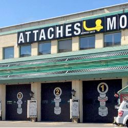 Attaches Montréal