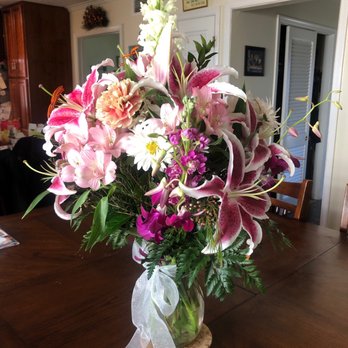 Suzanne's Florist - Another angle.  This arrangement is gorgeous all the way around! - Florists Near Me - Pasadena, Maryland