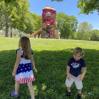 Cedar Hill Park - Monstrous playground thingy. - Parks Near Me - Madison, Tennessee