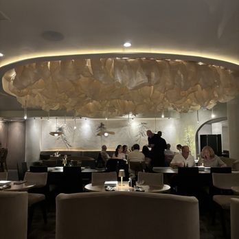 Roppongi Restaurant & Lounge - Dining room - Sushi Bars Near Me - La Jolla, California Roppongi Restaurant & Lounge - Dining room - Sushi Bars Near Me - La Jolla, California