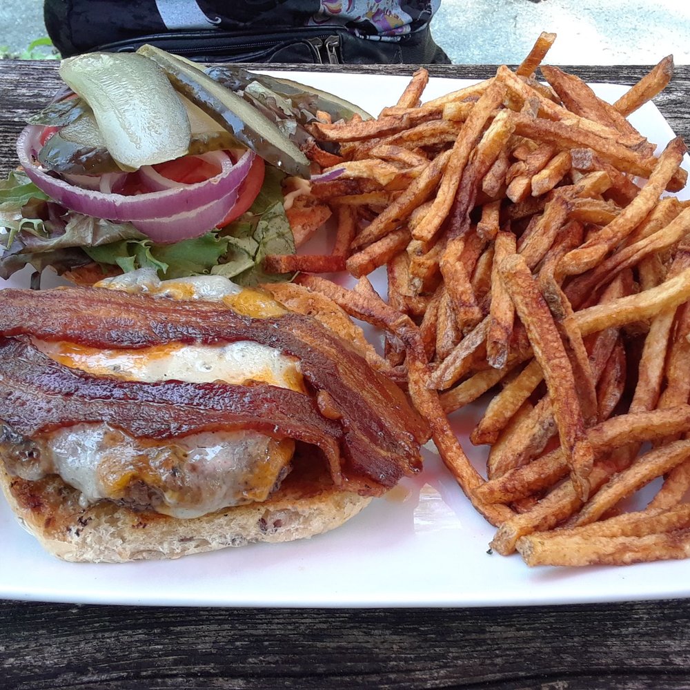 Great Books & Cafe - Beff burger and fixin's, huge fry - Cafes Near Me - Williamsford, Ontario