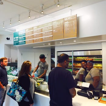 sweetgreen - Healthy Salads, Wraps, and Bowls - The Sweetgreen Crew - Salad Near Me - Arlington, Virginia