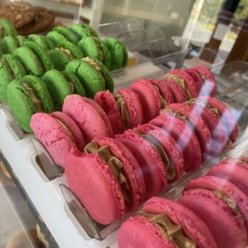 LA PATISSERIE FRANCAISE LOUISVILLE - Updated September 2025