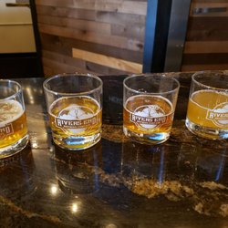 Rivers End Brewing - Great looking flight!