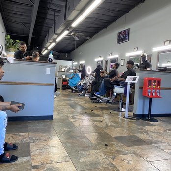 Above The Rest Barber And Salon - Barbers Near Me - Spring, Texas Above The Rest Barber And Salon - Barbers Near Me - Spring, Texas