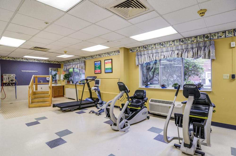 MANORCARE AT ARLINGTON HEIGHTS Updated August 2024 13 Reviews 715