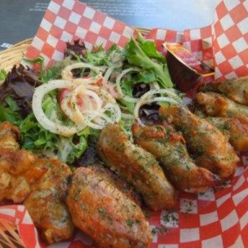 Oncle Antoine - Pubs Near Me - Quebec City, Quebec Oncle Antoine - Pubs Near Me - Quebec City, Quebec