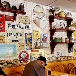 Christy Mae's Restaurant - Atmosphere