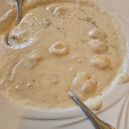 Gritty flavorless clam chowder Gritty flavorless clam chowder