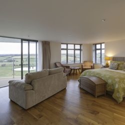 The Pickwick Inn - The Pickwick Inn sea view rooms, Padstow