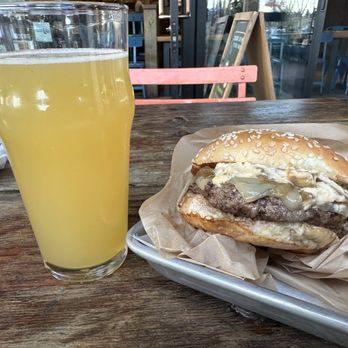 The Hub - Burgers Near Me - San Anselmo, California The Hub - Burgers Near Me - San Anselmo, California