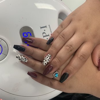 Diamond Nails II - I'm obs - Nail Salons Near Me - Mount Airy, North Carolina Diamond Nails II - I'm obs - Nail Salons Near Me - Mount Airy, North Carolina