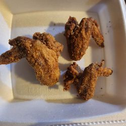 Red Snapper Kedzie - Chicken wings vs pigeon wings
