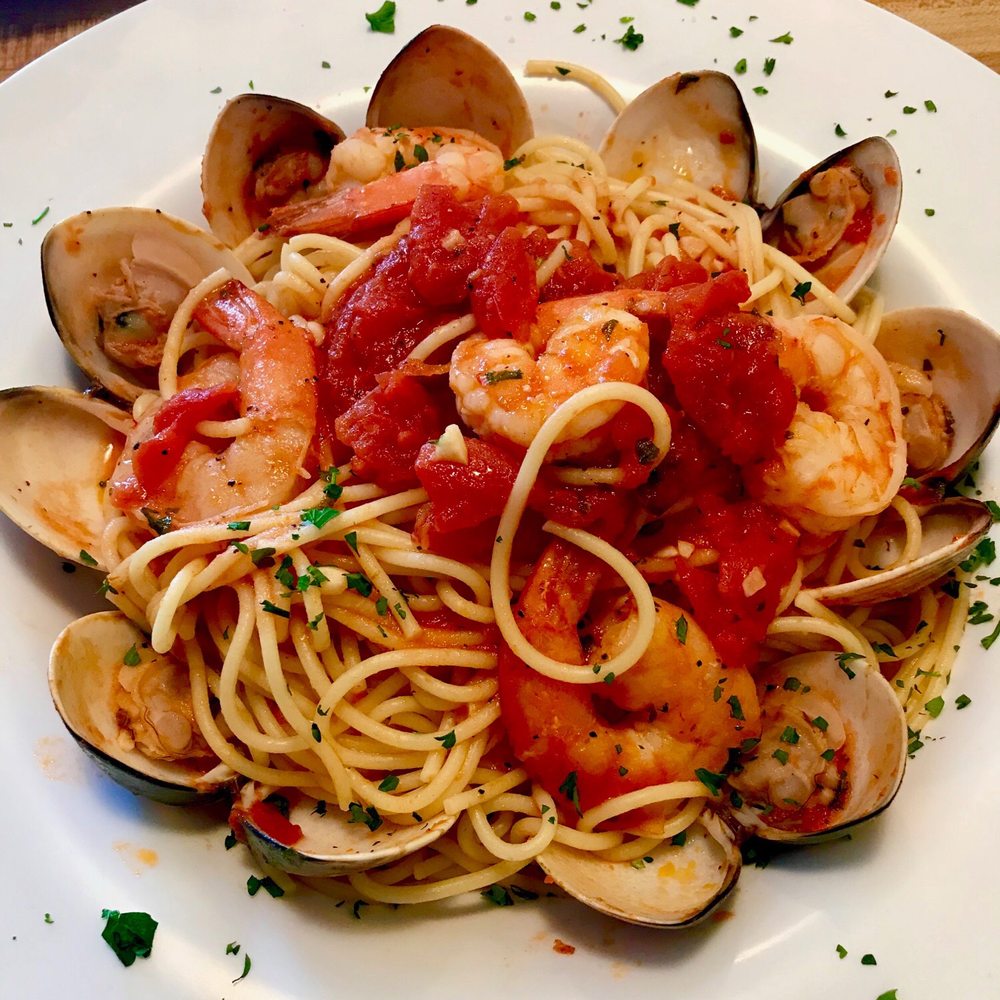 Classico Pizzeria - Spaghetti Positano - Saute Shrimp and Clams with a wine, olive oil, garlic sauce and chopped tomato - Pizza Near Me - Westminster, Maryland Classico Pizzeria - Spaghetti Positano - Saute Shrimp and Clams with a wine, olive oil, garlic sauce and chopped tomato - Pizza Near Me - Westminster, Maryland