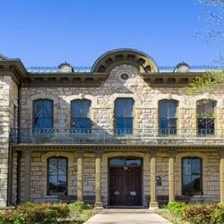 Nixon Real Estate