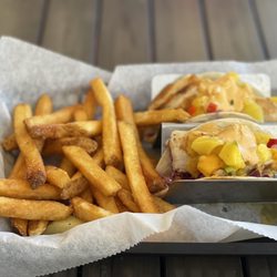 Sangria's Beachside Bistro - Mahi tacos
