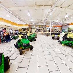 Everglades Equipment Group - Palmetto Dealership Interior