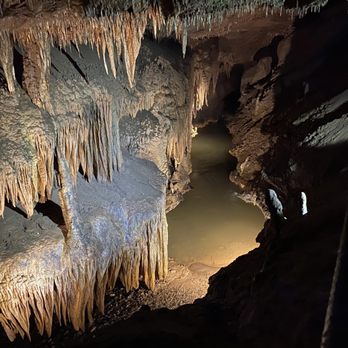 Tuckaleechee Caverns - Formations - Landmarks & Historical Buildings Near Me - Townsend, Tennessee Tuckaleechee Caverns - Formations - Landmarks & Historical Buildings Near Me - Townsend, Tennessee