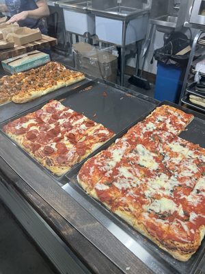 Pizza By Ruffin by null