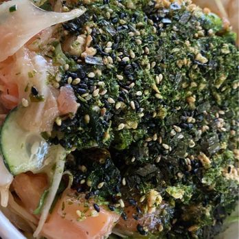 Alohaus Poke Bar - 5 Scoop Poke Bowl - Salmon, Spicy Tuna. All the works topped with Furikake and Fried Garlic - Poke Near Me - Glendora, California Alohaus Poke Bar - 5 Scoop Poke Bowl - Salmon, Spicy Tuna. All the works topped with Furikake and Fried Garlic - Poke Near Me - Glendora, California