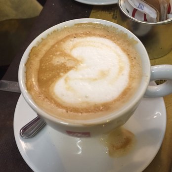 Rifugio Romano - cappuccino - Pizza Near Me - Rome, RM Rifugio Romano - cappuccino - Pizza Near Me - Rome, RM