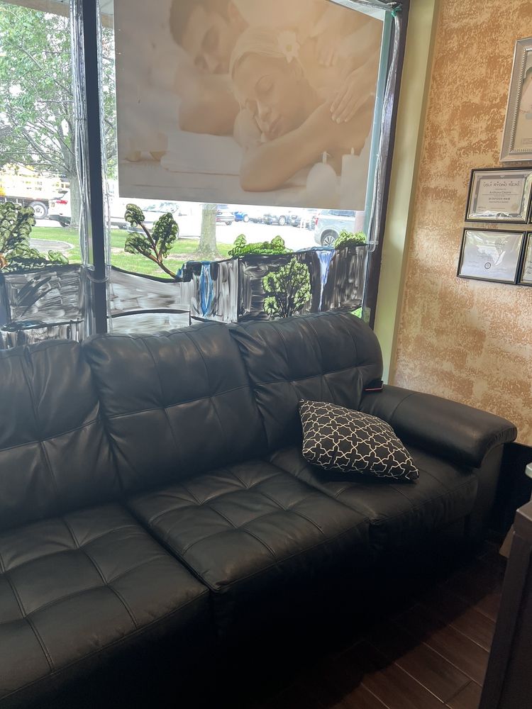 CALMER U HOLISTIC HEALTH CENTER & SPA Updated September 2024 15