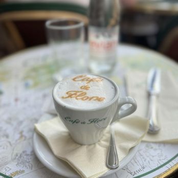 Café de Flore - Cafes Near Me - Paris, 75 Café de Flore - Cafes Near Me - Paris, 75