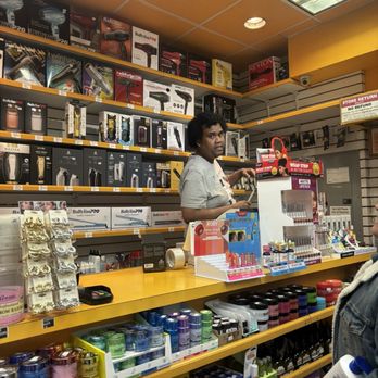 Solana Beauty Supply - No help and no solutions offered by this man. - Cosmetics & Beauty Supply Near Me - Astoria, New York Solana Beauty Supply - No help and no solutions offered by this man. - Cosmetics & Beauty Supply Near Me - Astoria, New York