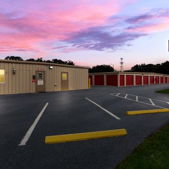 StorQuest Self Storage - Self Storage Near Me - Odessa, Florida
