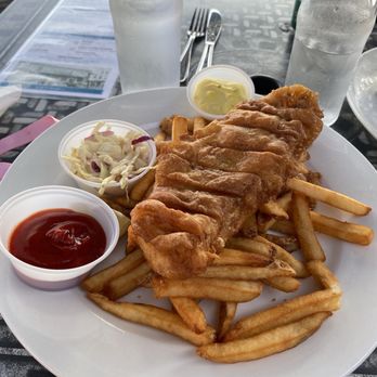 Salt Bight Restaurant and Bar - Haddock and chips - Seafood Near Me - St. Andrews, New Brunswick Salt Bight Restaurant and Bar - Haddock and chips - Seafood Near Me - St. Andrews, New Brunswick