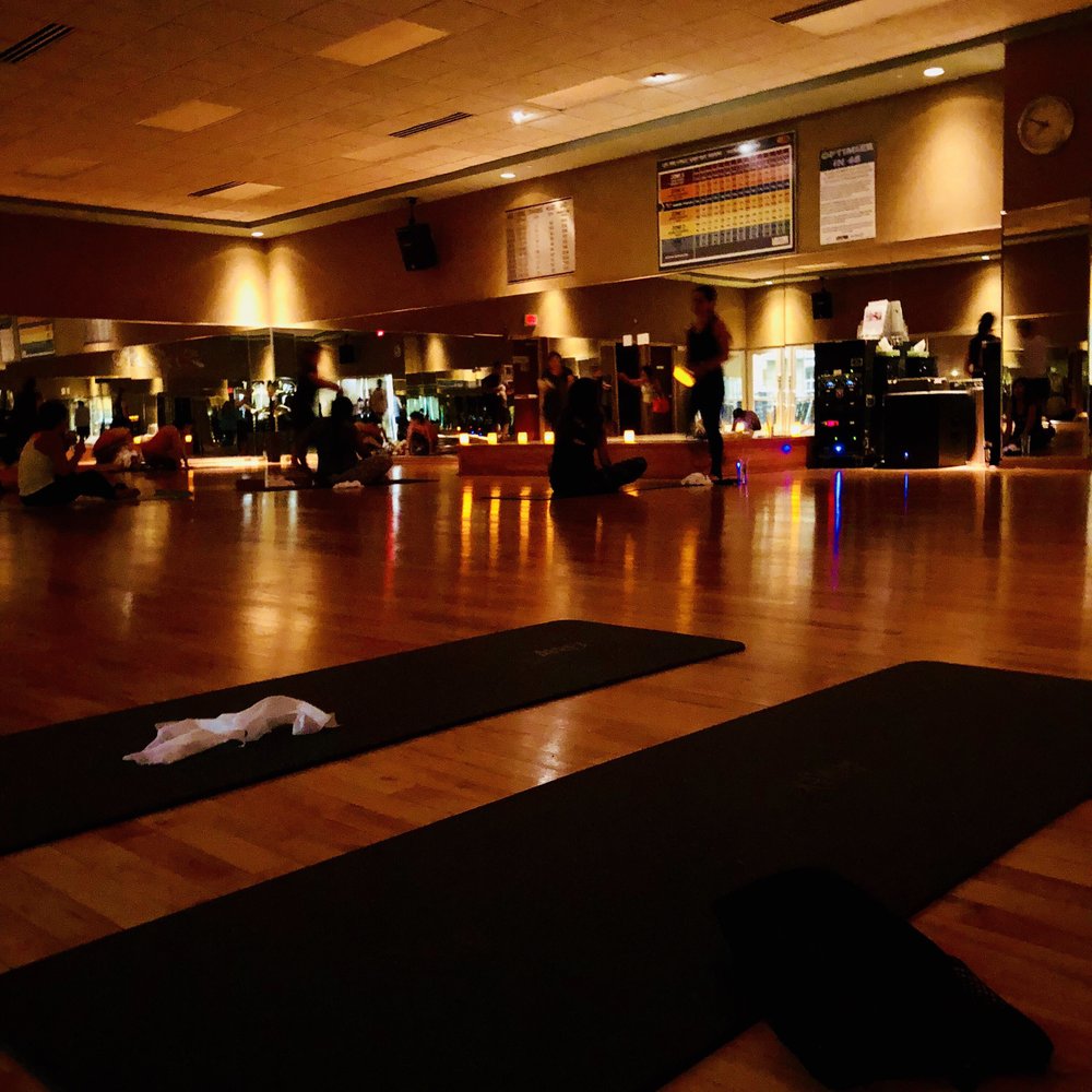 LIFE TIME 95 Photos & 197 Reviews Gyms 900 E Higgins Rd