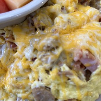 Brandon's Diner - Meat Lover Skillet - Diners Near Me - Fontana, California