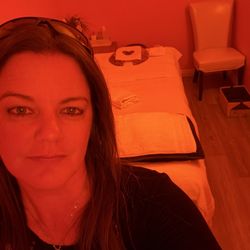 Massage table