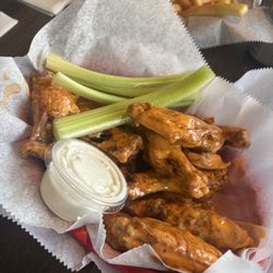 Buffalo Ranch wings