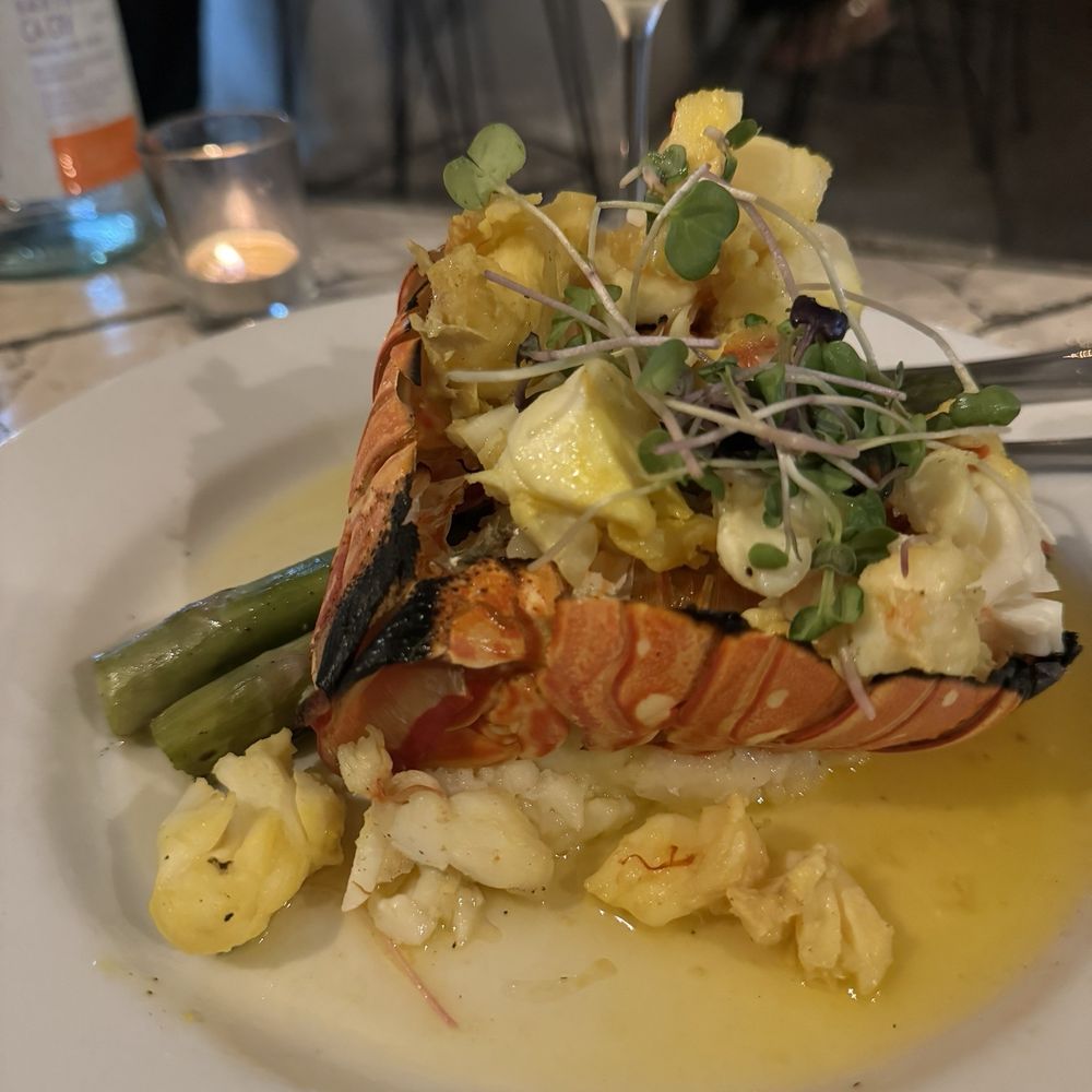 Savant - Lazy lobster - wonderful! - Caribbean Near Me - Christiansted, Virgin Islands