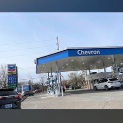 Fastrak Fuel Mart - 82nd and Sunnyside