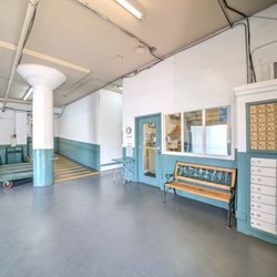 21st & R Self Storage