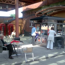 Espresso - Enjoy a quality Has Bean coffee especially blended for caffe ideas, while waiting for your train.