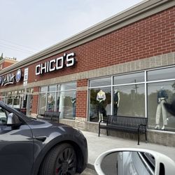 Chico's - Outside