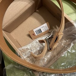 Blue Owl Workshop - Belt keeper is not attached to the belt.