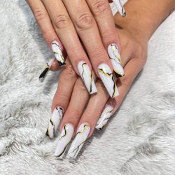 Nails Etc - Nails by ROSE
