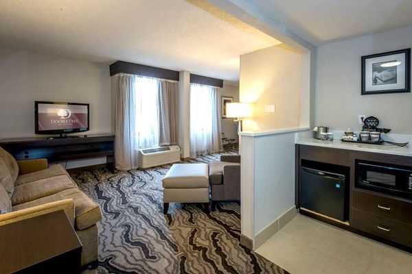 DoubleTree by Hilton Hotel Montgomery Downtown by null